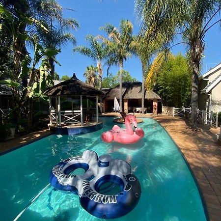 Summerview Guest Lodge Johannesburg Eksteriør bilde