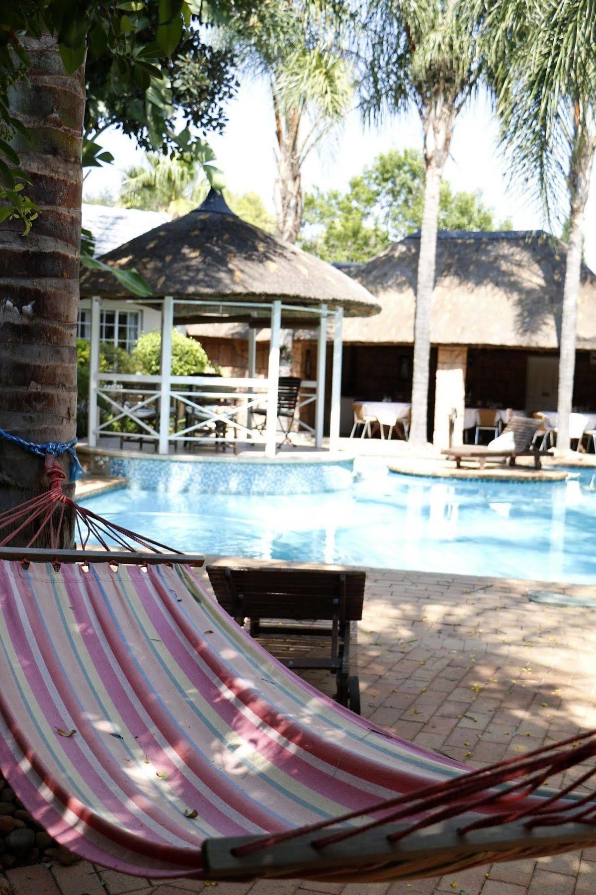 Summerview Guest Lodge Johannesburg Eksteriør bilde